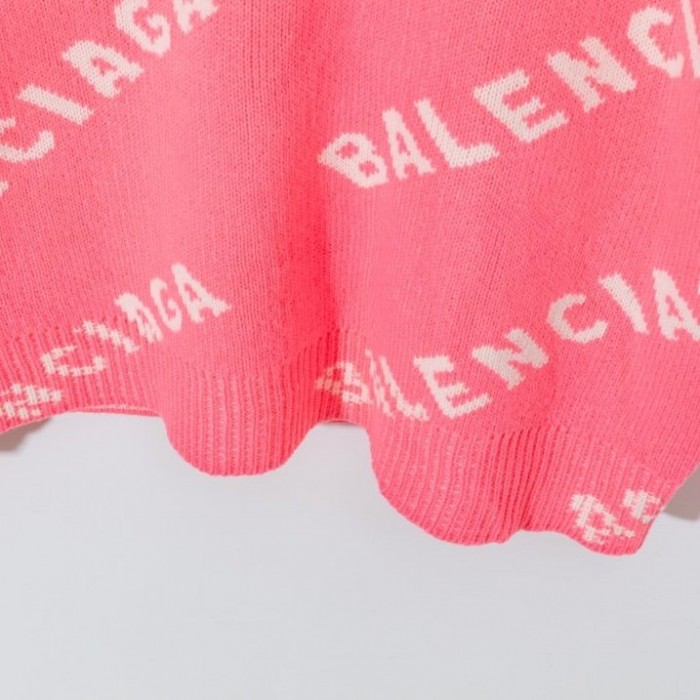Ba*len*cia*ga allover logo crewneck sweater pink