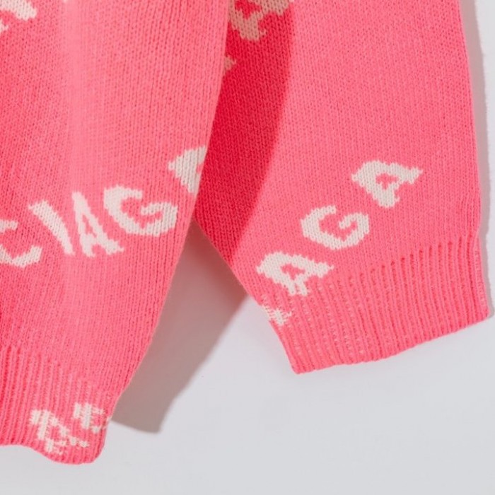 Ba*len*cia*ga allover logo crewneck sweater pink