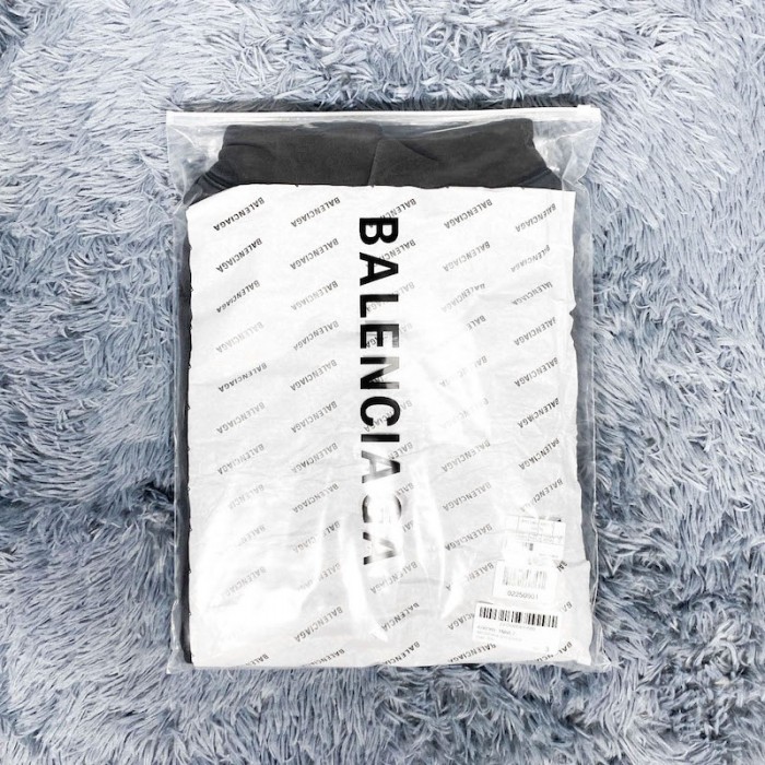 Ba*len*cia*ga xxxl hoodie large fit in black