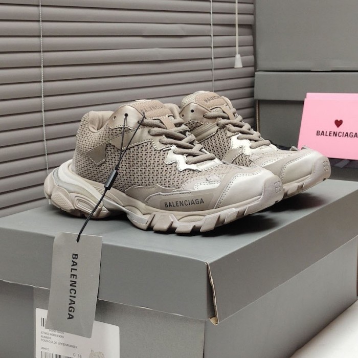 Ba*len*cia*ga track.3 trainers in brown
