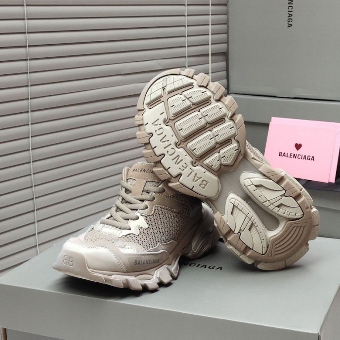 Ba*len*cia*ga track.3 trainers in brown