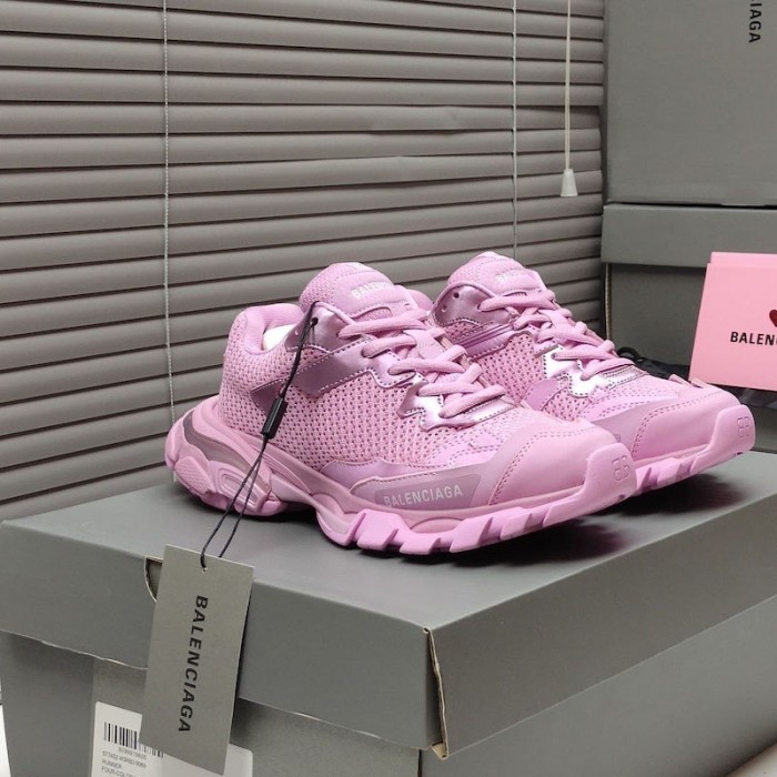 Ba*len*cia*ga track.3 trainers in pink