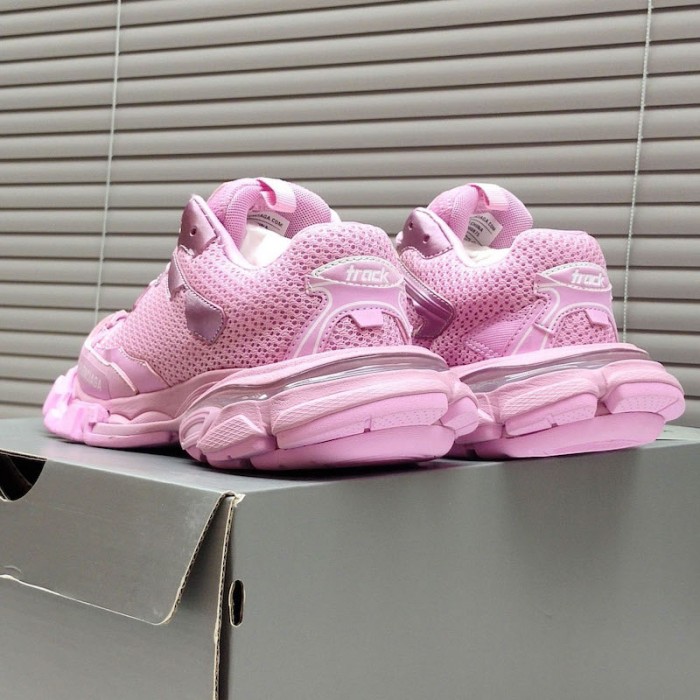 Ba*len*cia*ga track.3 trainers in pink
