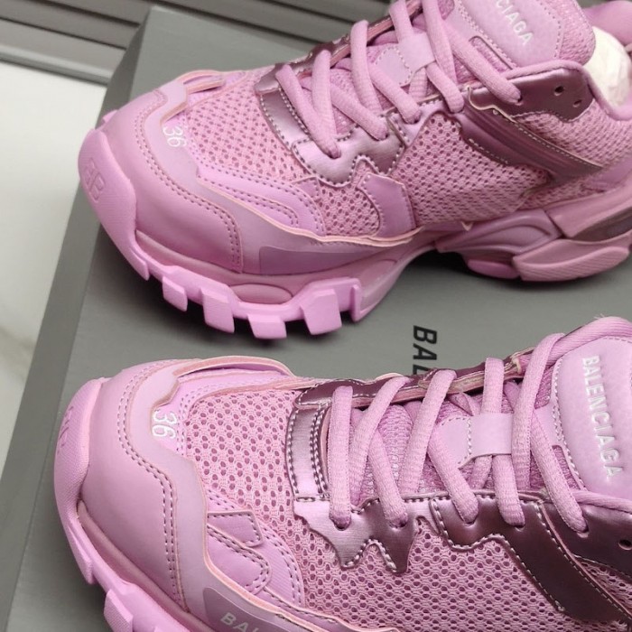 Ba*len*cia*ga track.3 trainers in pink