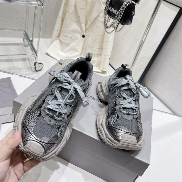Ba*len*cia*ga 3xl trainers sneaker in dark grey