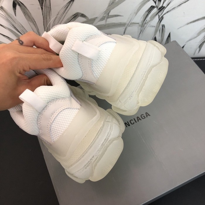 Ba*len*cia*ga triple s sneakers white