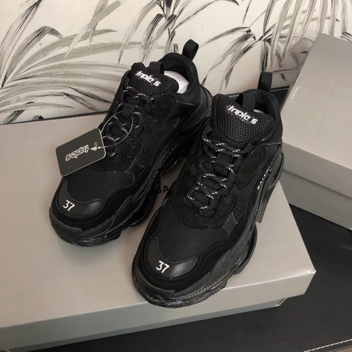 Ba*len*cia*ga triple s sneakers black