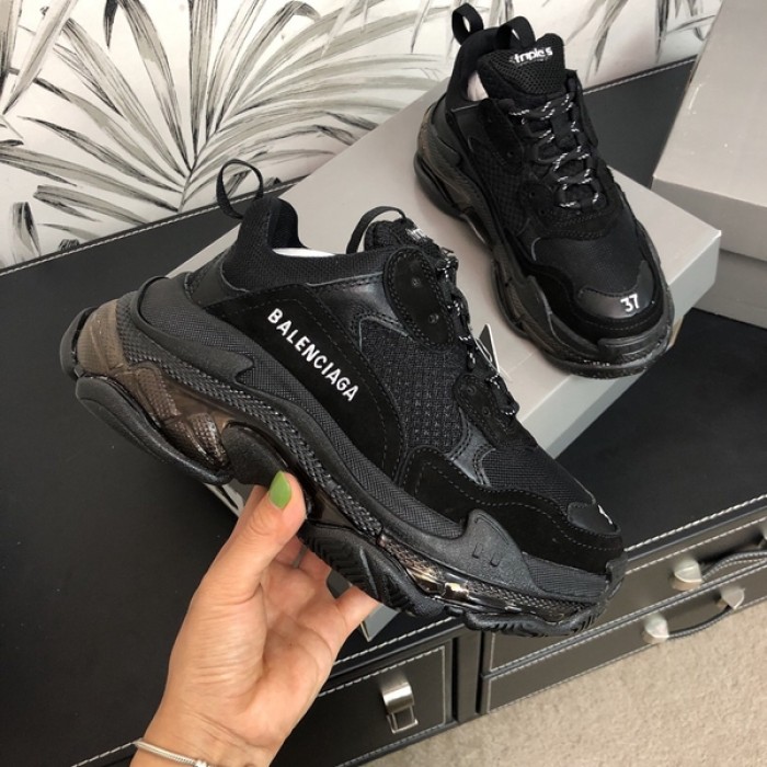 Ba*len*cia*ga triple s sneakers black