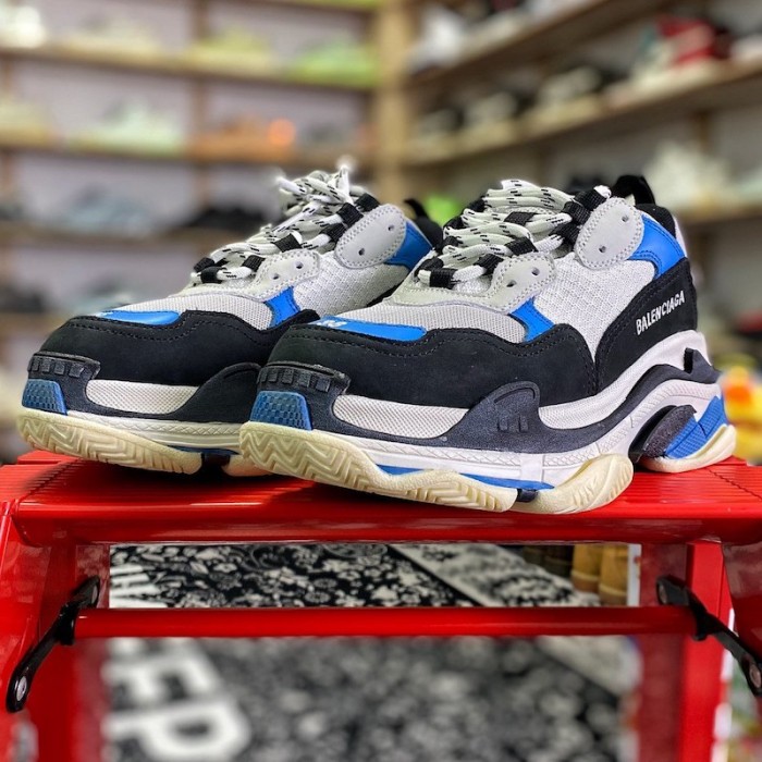 Ba*len*cia*ga triple s sneaker white / bright blue