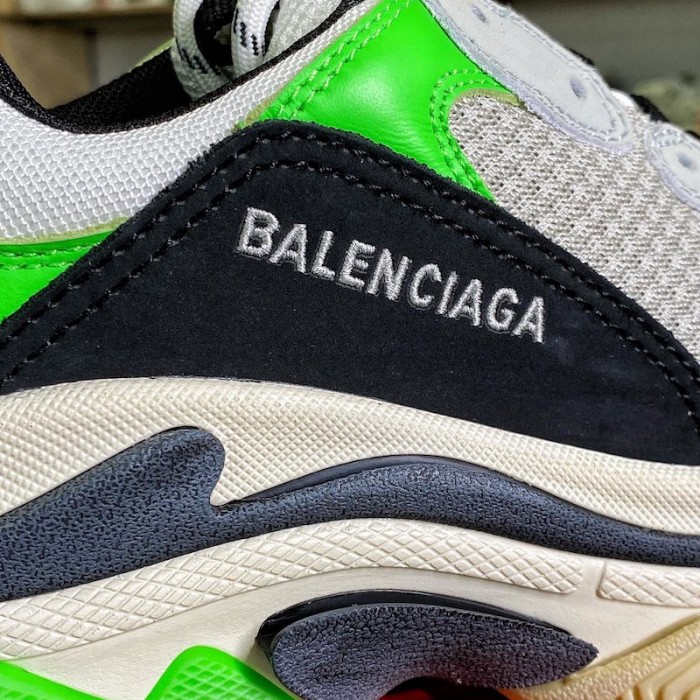 Ba*len*cia*ga triple s sneaker black / green