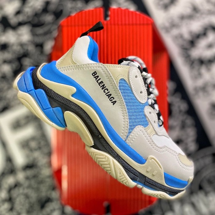 Ba*len*cia*ga triple s sneaker white / sky blue