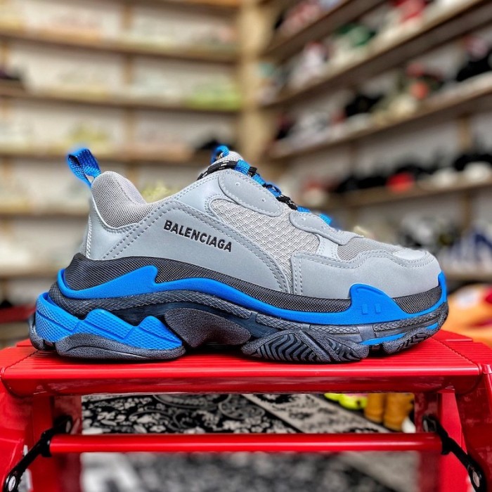 Ba*len*cia*ga triple s sneaker grey / blue