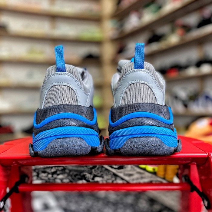 Ba*len*cia*ga triple s sneaker grey / blue