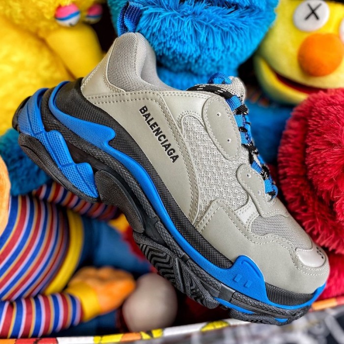 Ba*len*cia*ga triple s sneaker grey / blue