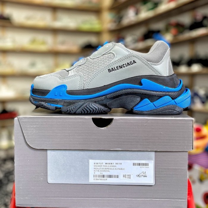 Ba*len*cia*ga triple s sneaker grey / blue
