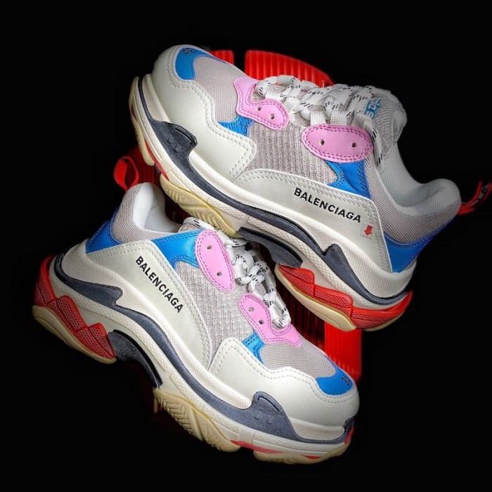 Ba*len*cia*ga triple s sneaker grey / pink / blue