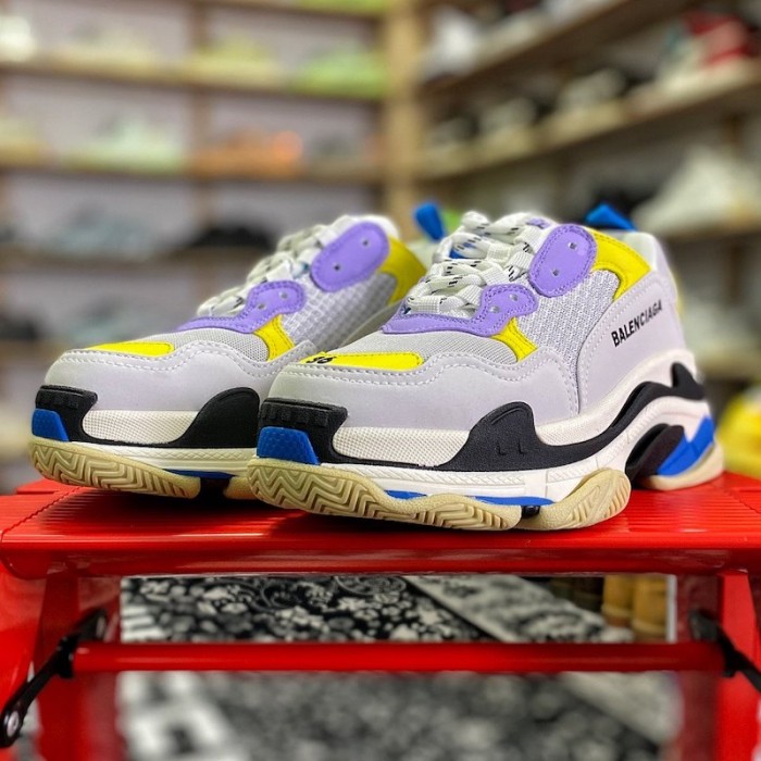 Ba*len*cia*ga triple s sneaker grey / purple / yellow