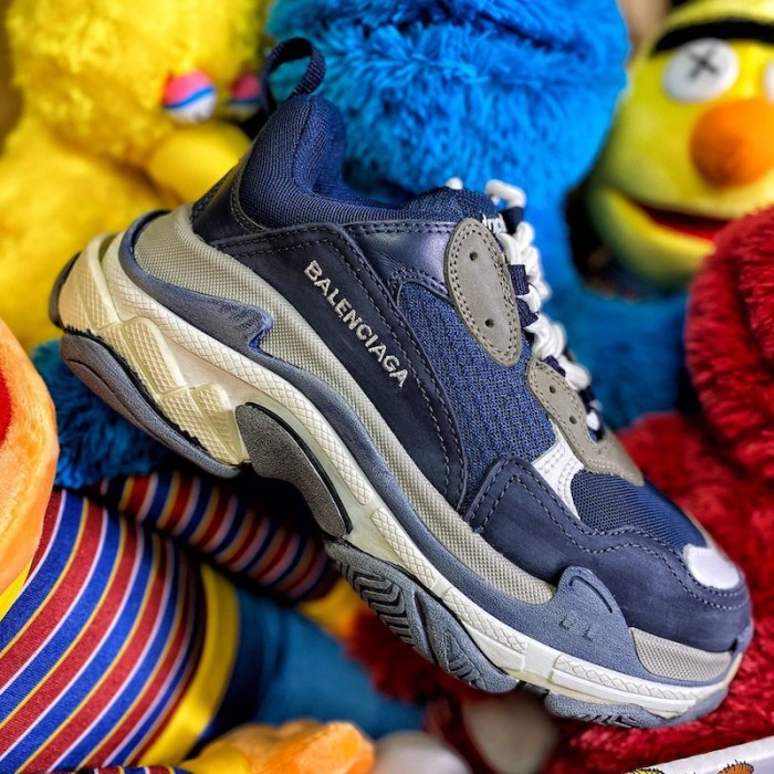 Ba*len*cia*ga triple s sneaker dark blue