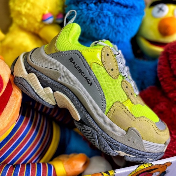 Ba*len*cia*ga triple s sneaker grey / green