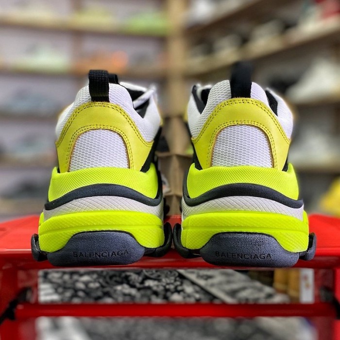 Ba*len*cia*ga triple s sneaker white / yellow