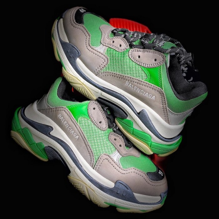 Ba*len*cia*ga triple s sneaker green / grey