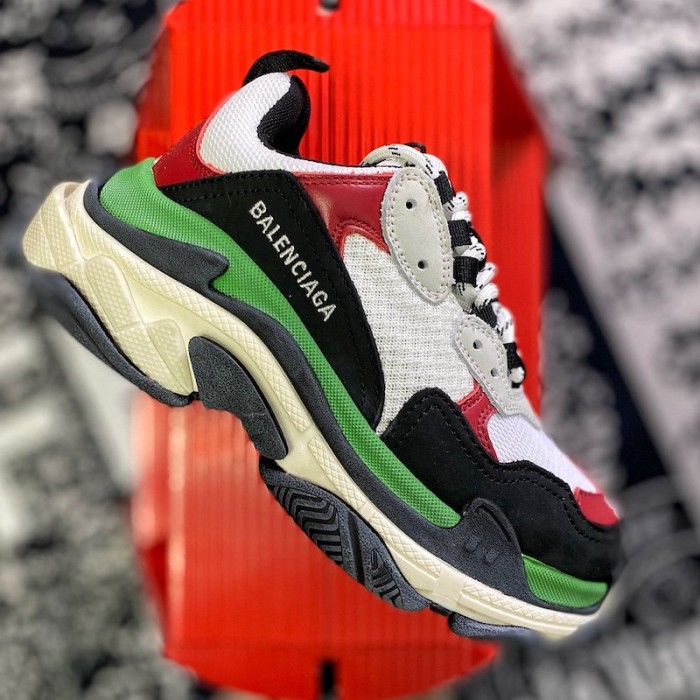 Ba*len*cia*ga triple s sneaker white / wine