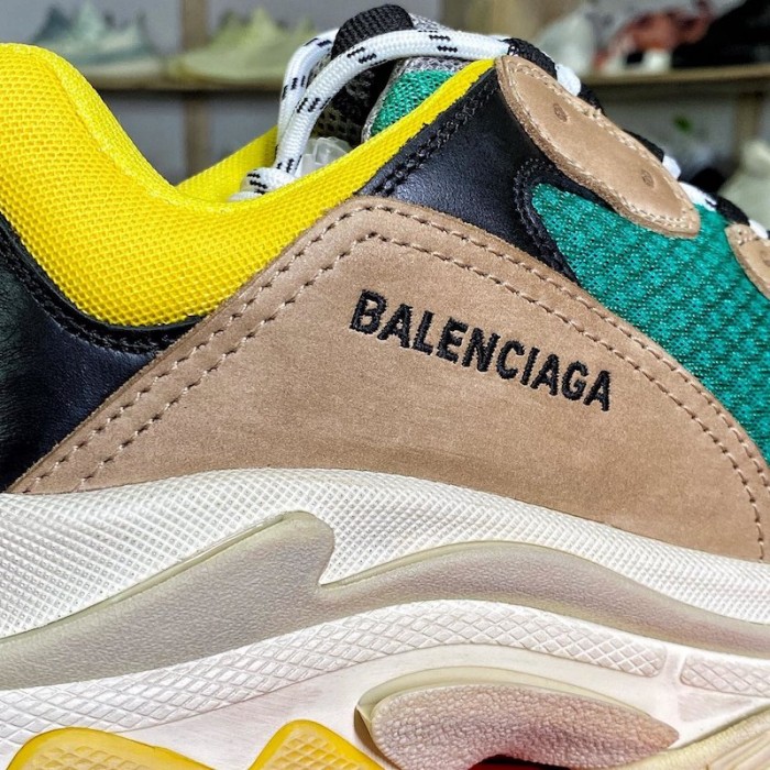 Ba*len*cia*ga triple s sneaker yellow / green