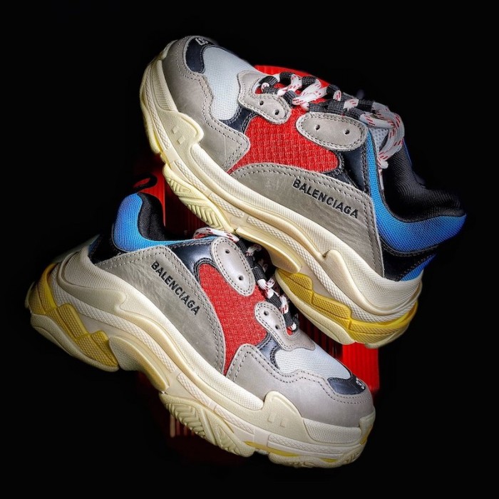 Ba*len*cia*ga triple s sneaker grey / red / yellow
