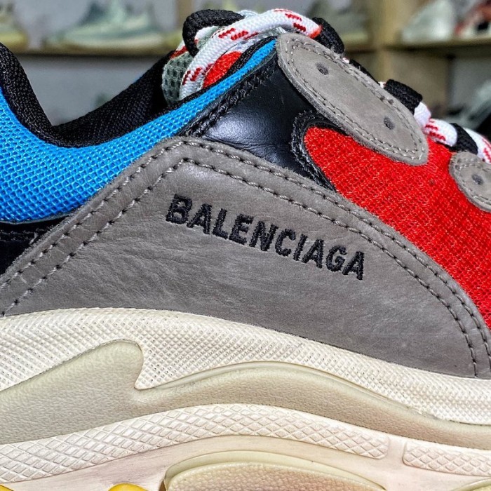 Ba*len*cia*ga triple s sneaker grey / red / yellow