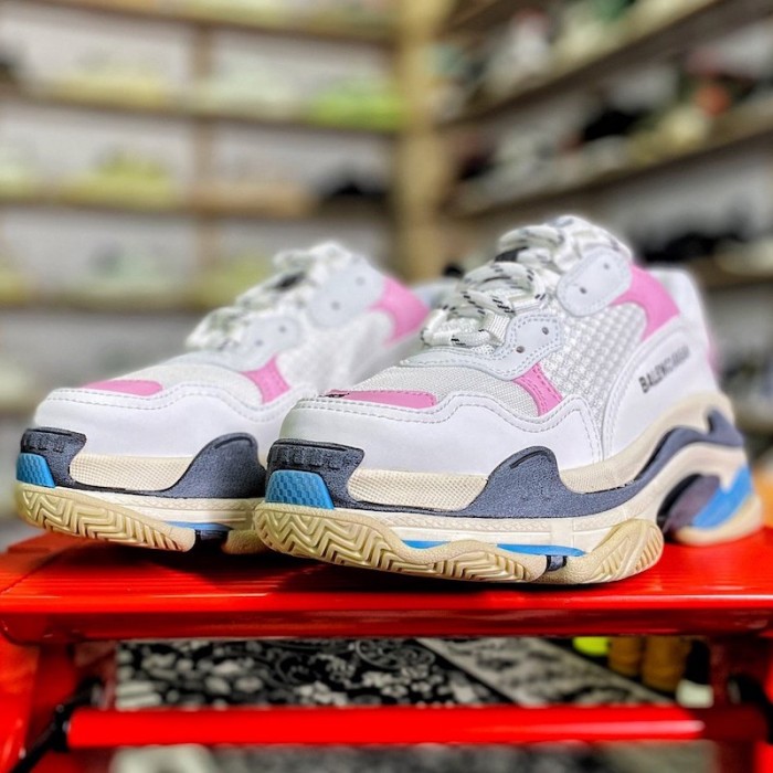 Ba*len*cia*ga triple s sneaker white / pink
