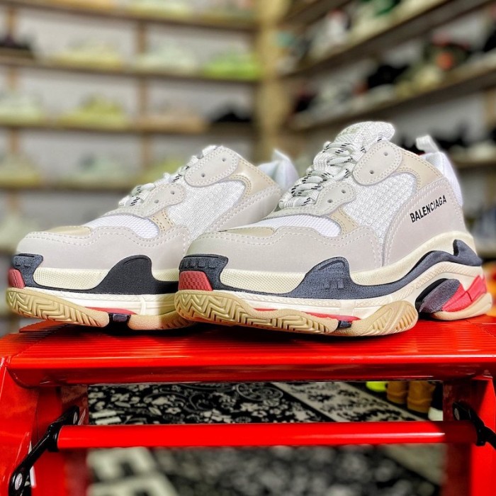 Ba*len*cia*ga triple s sneaker white / red