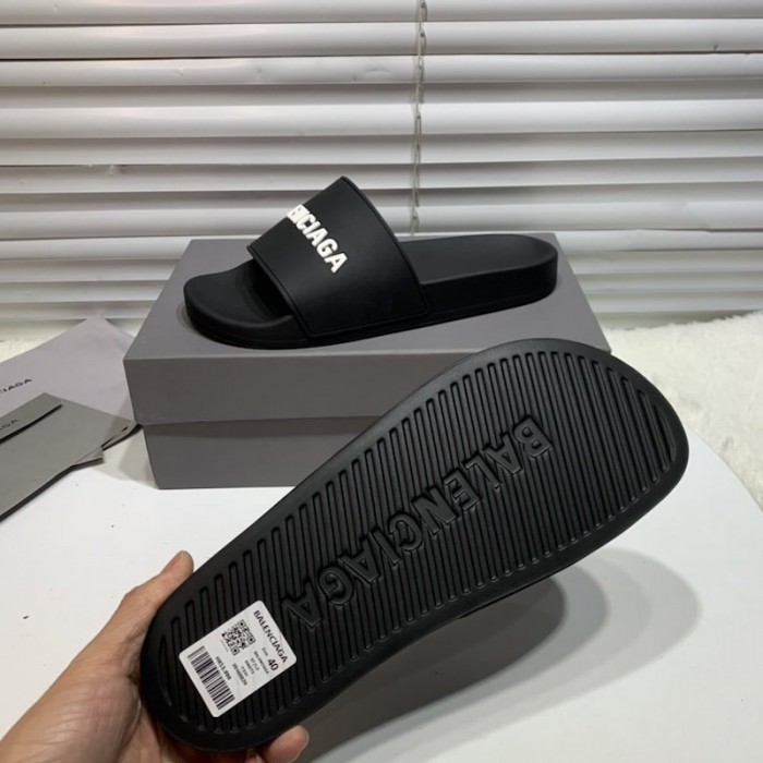 Balencaiga Piscine Slide Sandals Black
