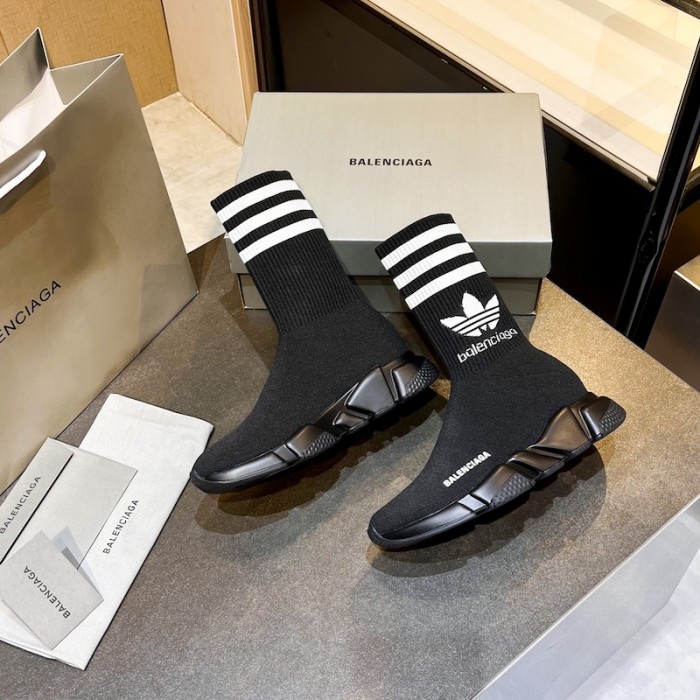 Ba*len*cia*ga / ad*s speed sneaker in black