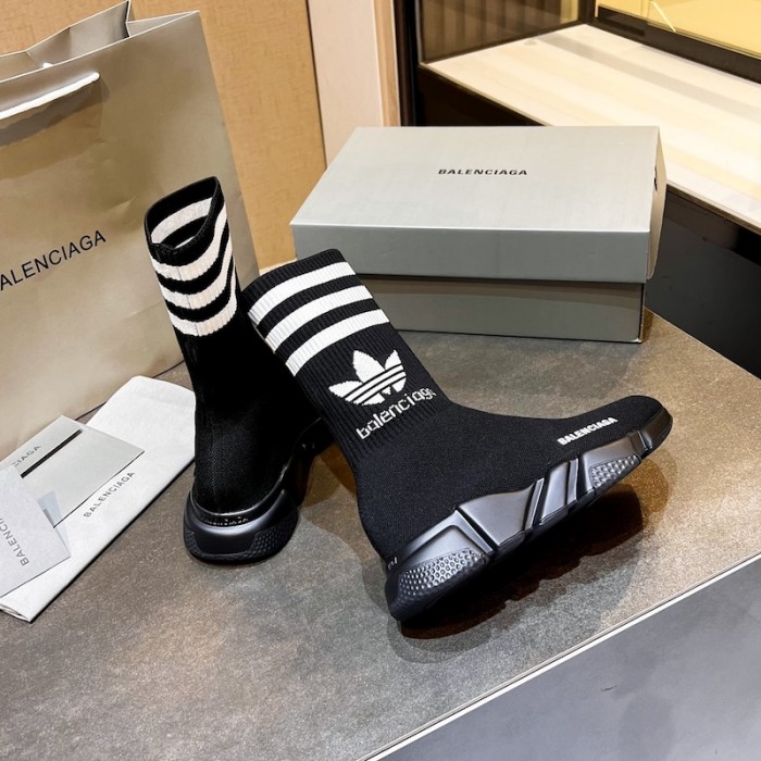 Ba*len*cia*ga / ad*s speed sneaker in black