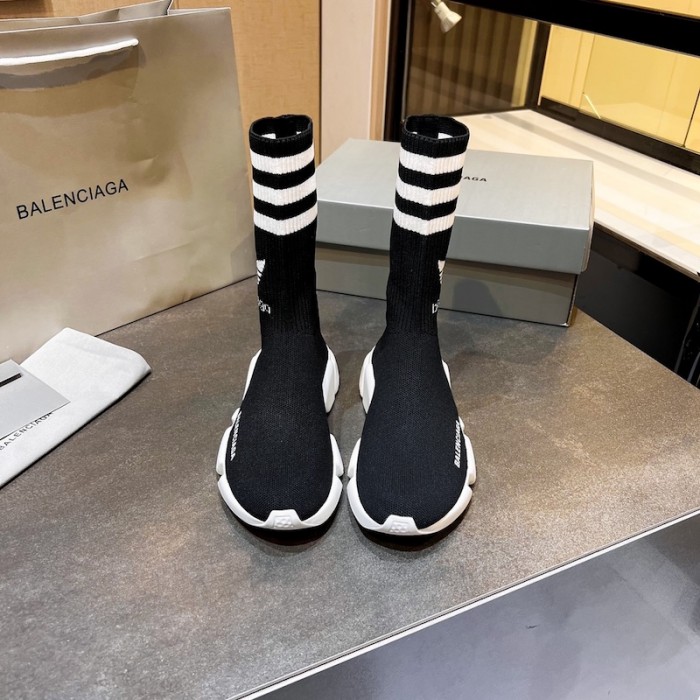 Ba*len*cia*ga / ad*s speed sneaker in black with white