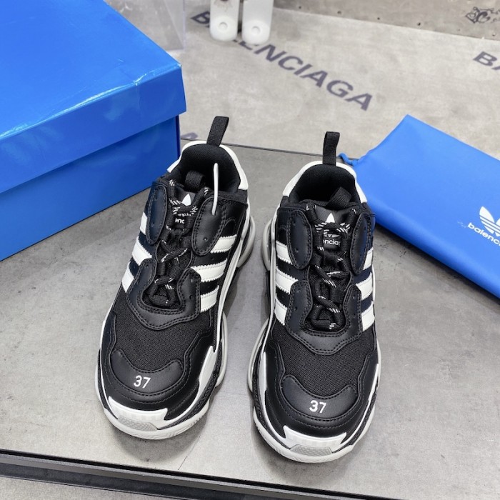 Ba*len*cia*ga / ad*s triple s sneaker in black
