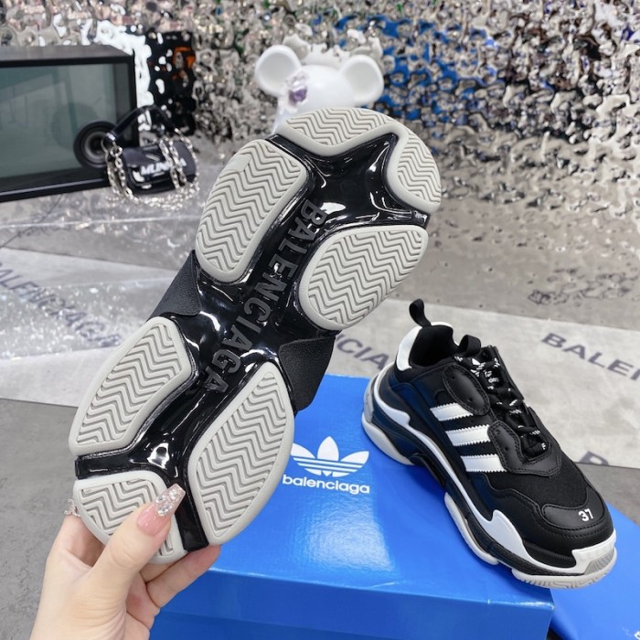 Ba*len*cia*ga / ad*s triple s sneaker in black