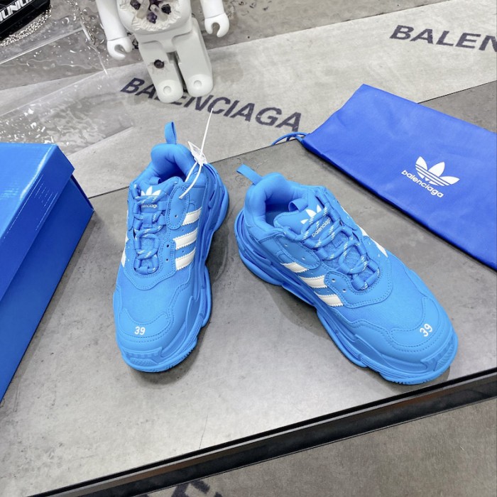 Ba*len*cia*ga / ad*s triple s sneaker in blue