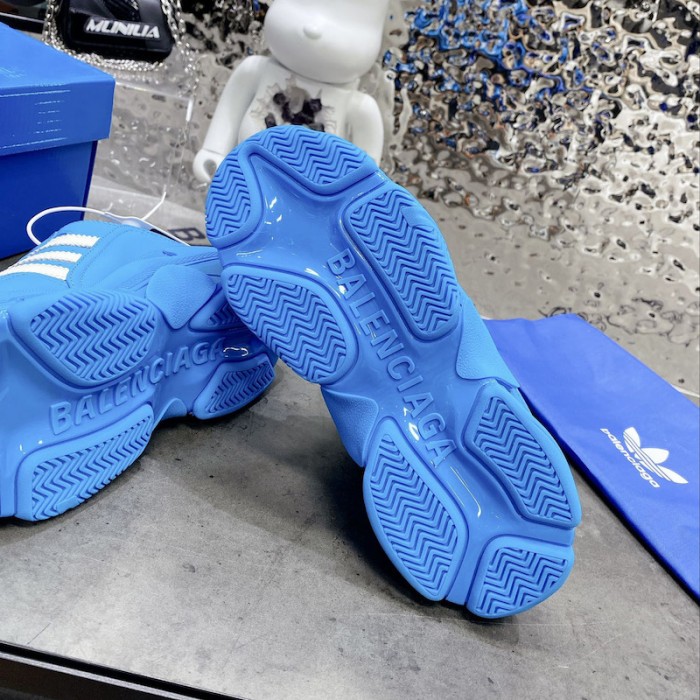 Ba*len*cia*ga / ad*s triple s sneaker in blue
