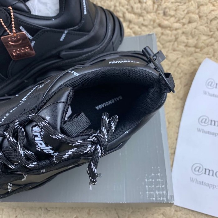 Ba*len*cia*ga triple s logo print leather sneakers black