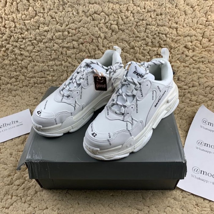 Ba*len*cia*ga triple s logo print leather sneakers white