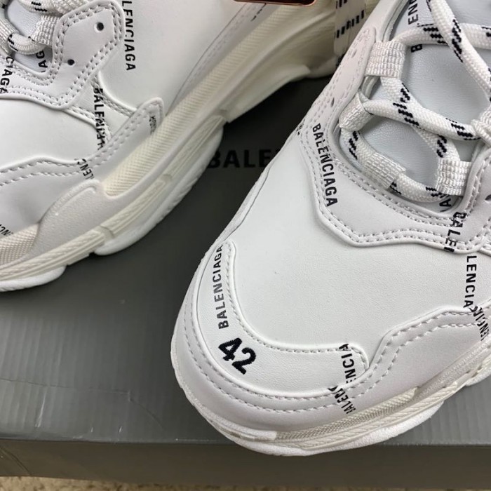 Ba*len*cia*ga triple s logo print leather sneakers white