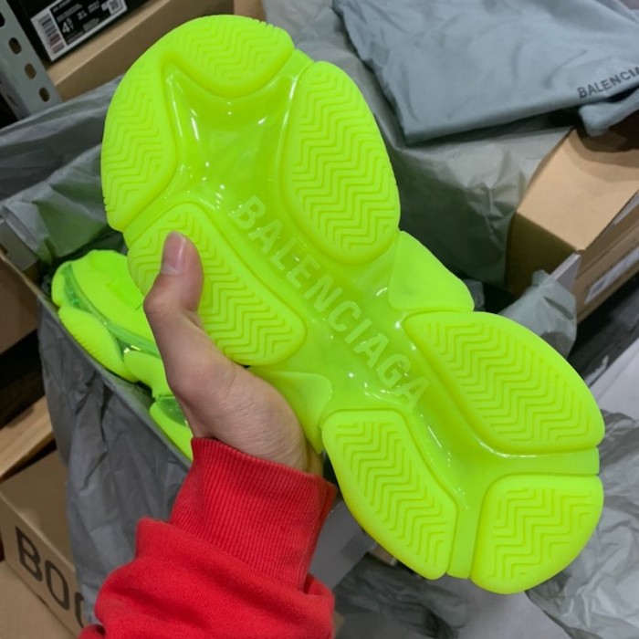 Ba*len*cia*ga triple s sneakers fluorescent green