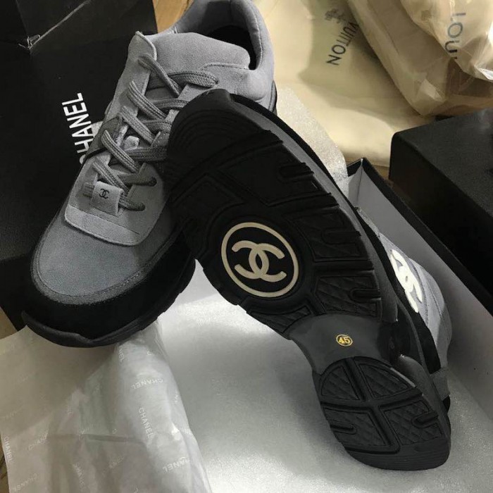 CC Logo Runner Sneakers Grey
