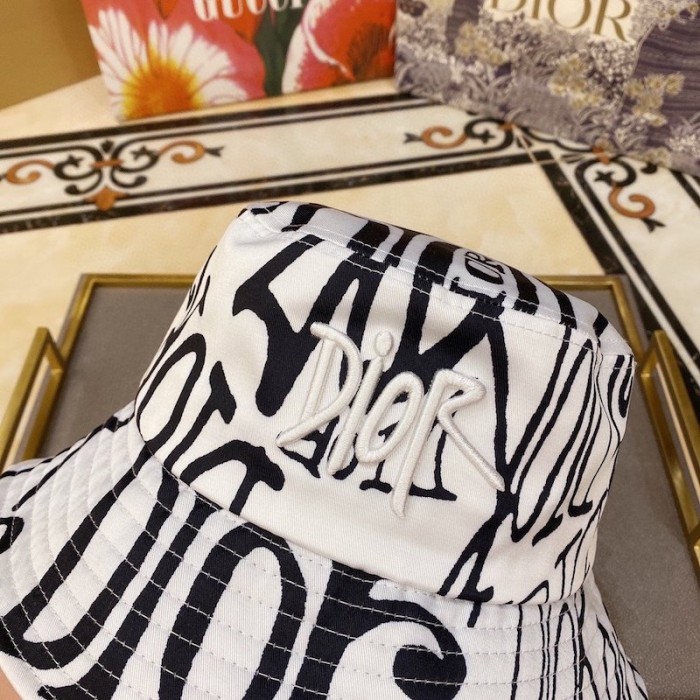D*or and shawn bucket hat black