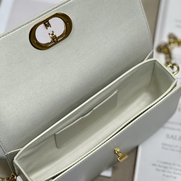 D*or 30 montaigne avenue bag white box calfskin