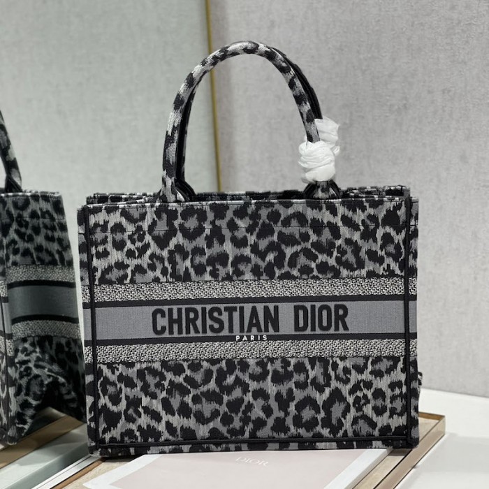 D*or samll book tote gray leopard mizza embroidery