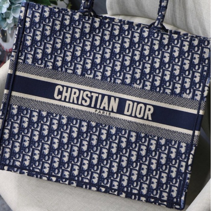D*or oblique embroidered D*or book tote blue