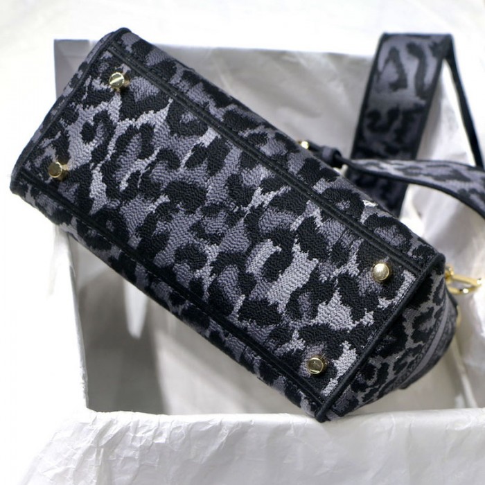D*or medium lady d-lite bag gray leopard mizza embroidery