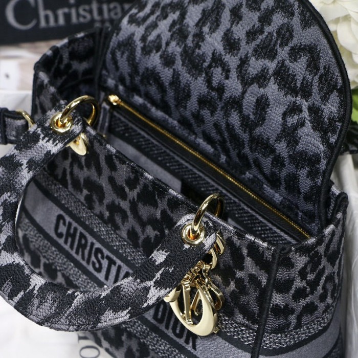 D*or medium lady d-lite bag gray leopard mizza embroidery